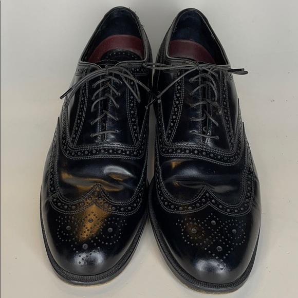 Florsheim black wing tip oxfords 10.5 D euc main image 6